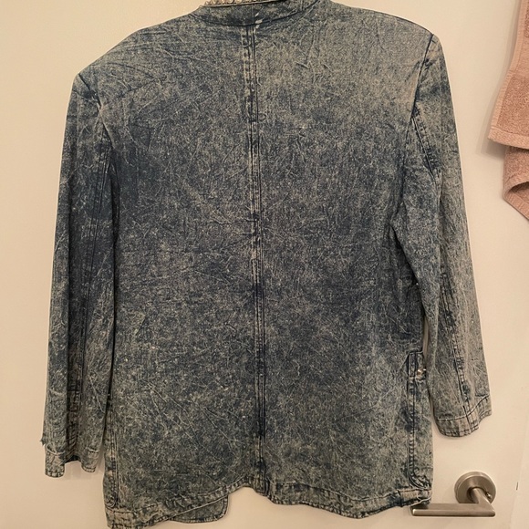 Vintage Washed Studded Denim Blazer - Picture 4 of 5